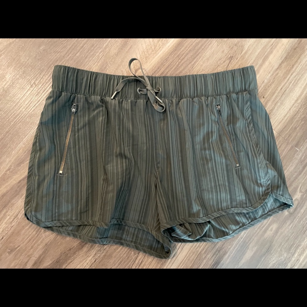 Athleta Shorts- Size Large